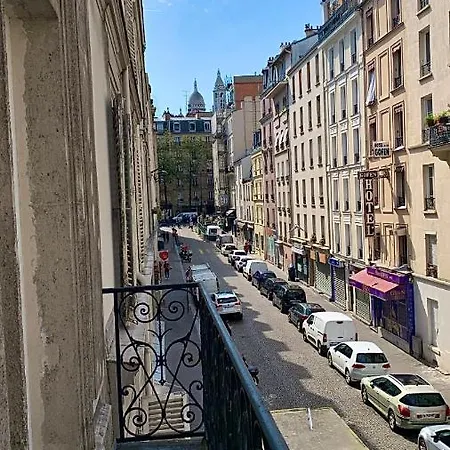 Lumineux 40m2 Au Pied De La Butte Montmartre Appartamento